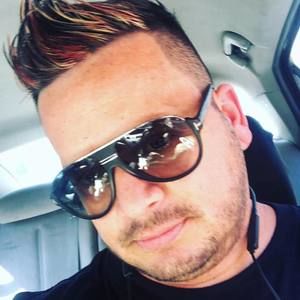 Meet your Posher, Pedro chalito